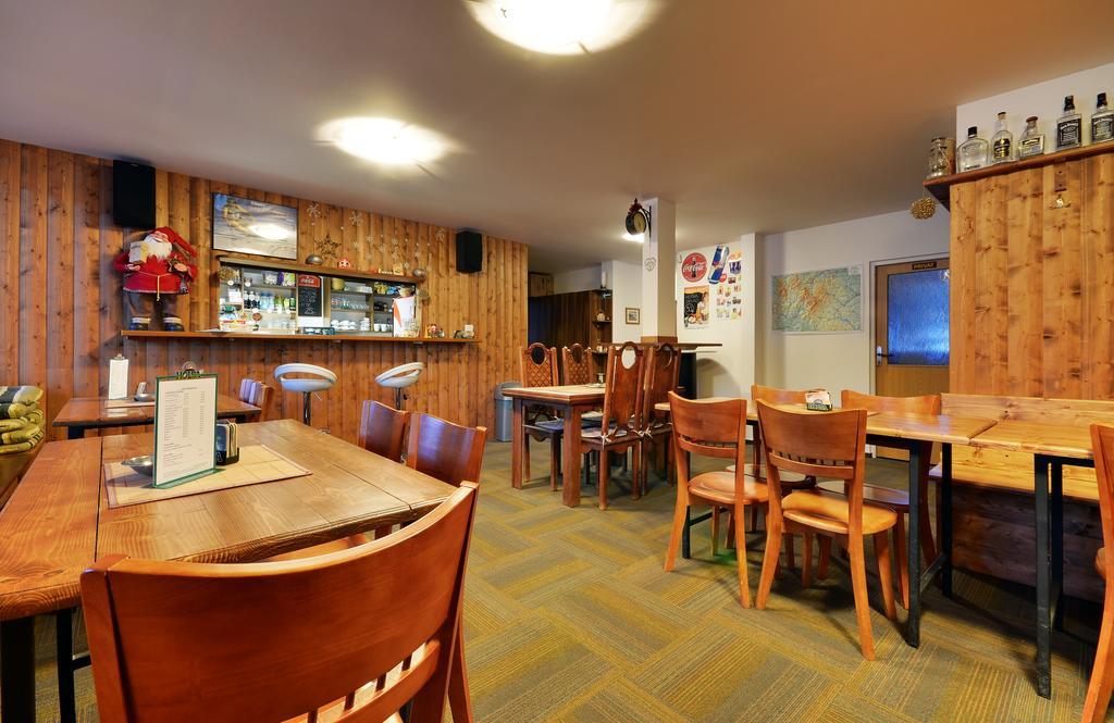 Penzion A Apartmany Skipark Hrabesice Krasne Buitenkant foto