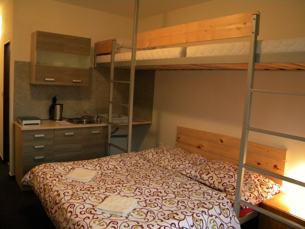 Penzion A Apartmany Skipark Hrabesice Krasne Buitenkant foto