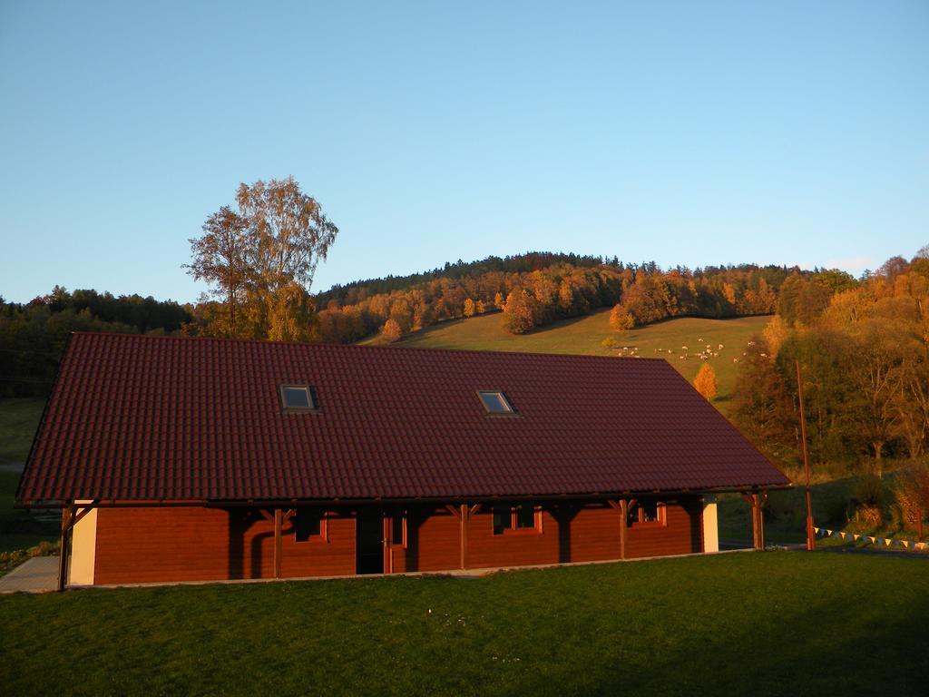 Penzion A Apartmany Skipark Hrabesice Krasne Buitenkant foto